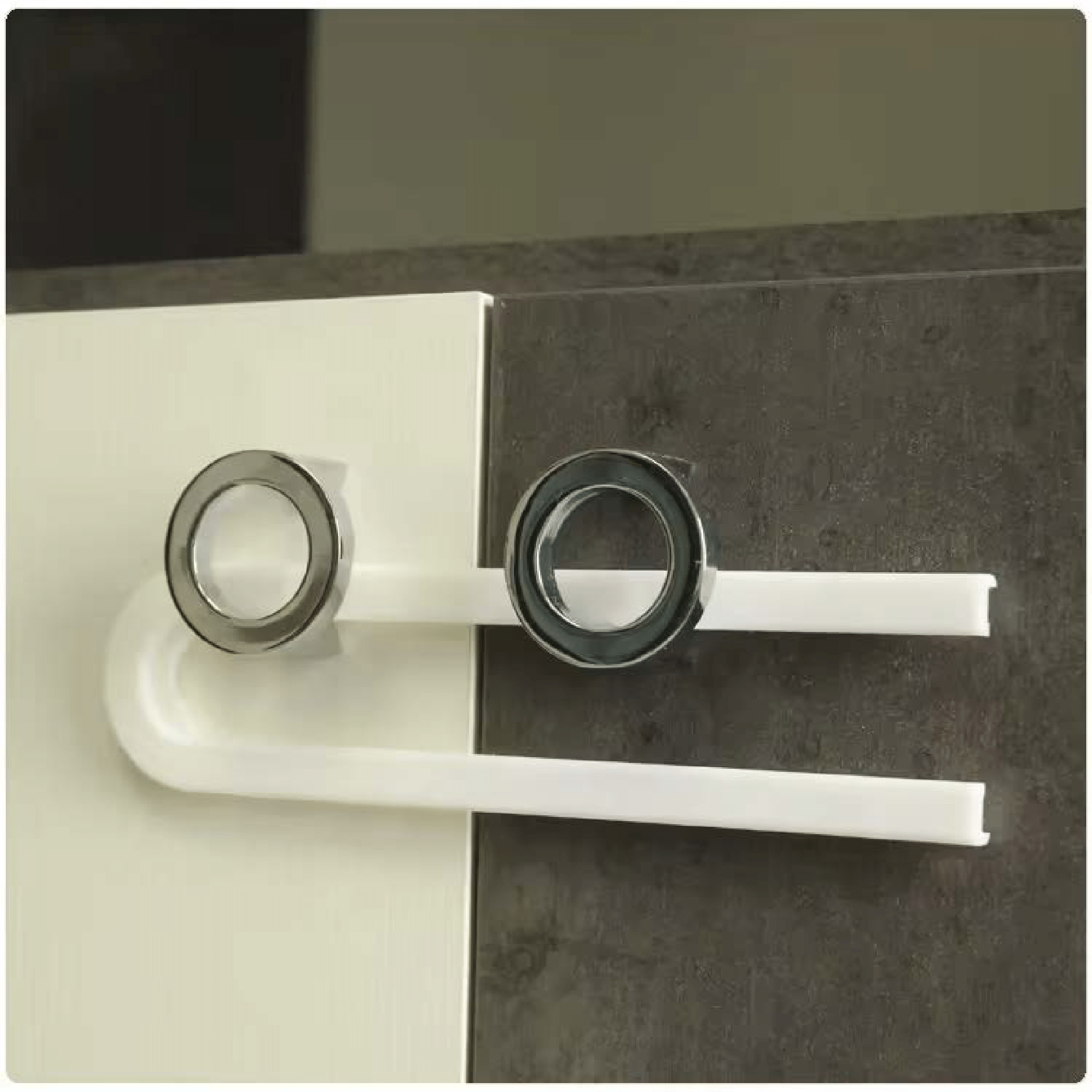 Serrure de sécurité pour armoire coulissante en forme de U BABYDISE